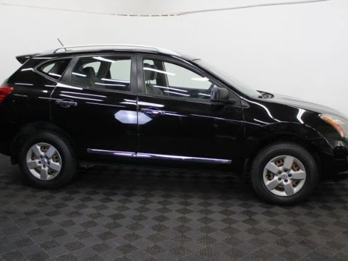 Used 2014 Nissan Rogue S w/ Convenience Package FWD image 5