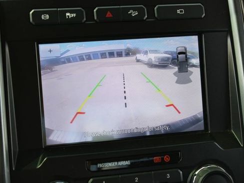 Used 2022 Ford F450 XLT w/ FX4 Off-Road Package image 24