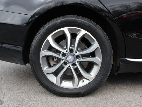 Used 2016 Mercedes-Benz C 300 4MATIC Sedan image 41