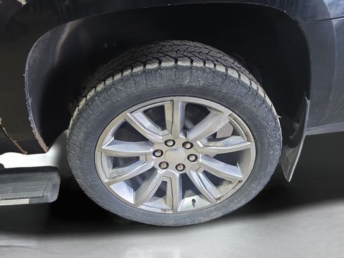 Used 2019 GMC Yukon XL Denali w/ Denali Ultimate Package AWD/4WD image 26