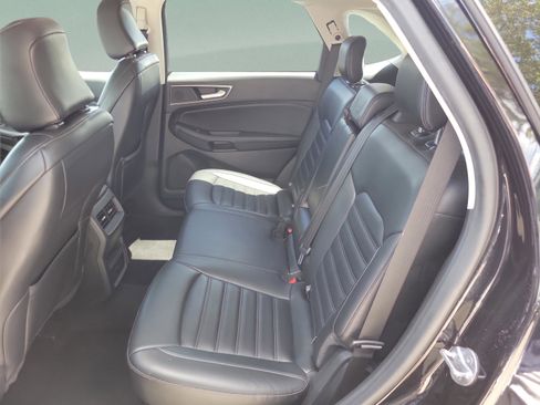 Used 2024 Ford Edge SEL AWD/4WD image 13