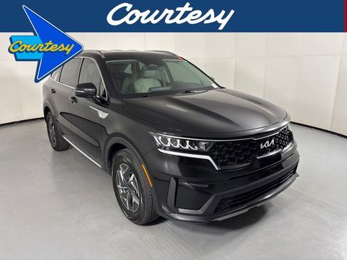 Used 2022 Kia Sorento S FWD image 1