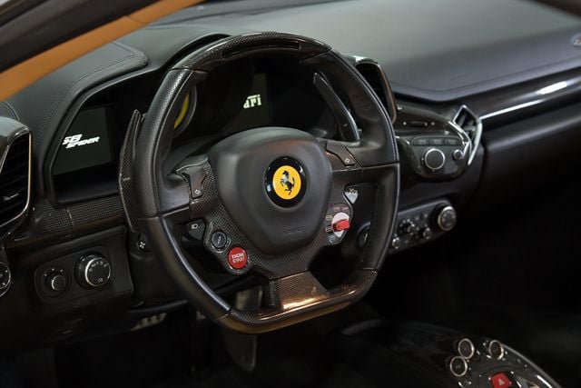 Used 2013 Ferrari 458 Spider RWD image 39