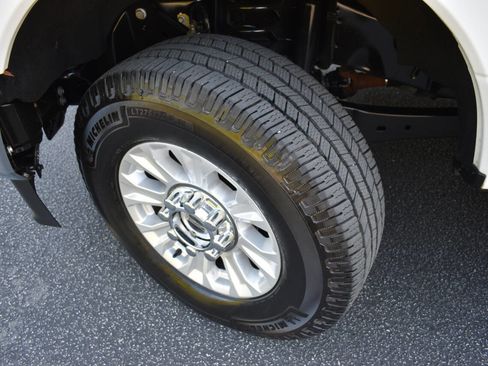 Used 2022 Ford F250 XL w/ STX Appearance Package AWD/4WD image 47