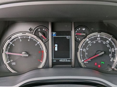 Used 2023 Toyota 4Runner Limited AWD/4WD image 18