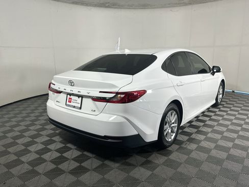 Used 2025 Toyota Camry LE FWD image 3