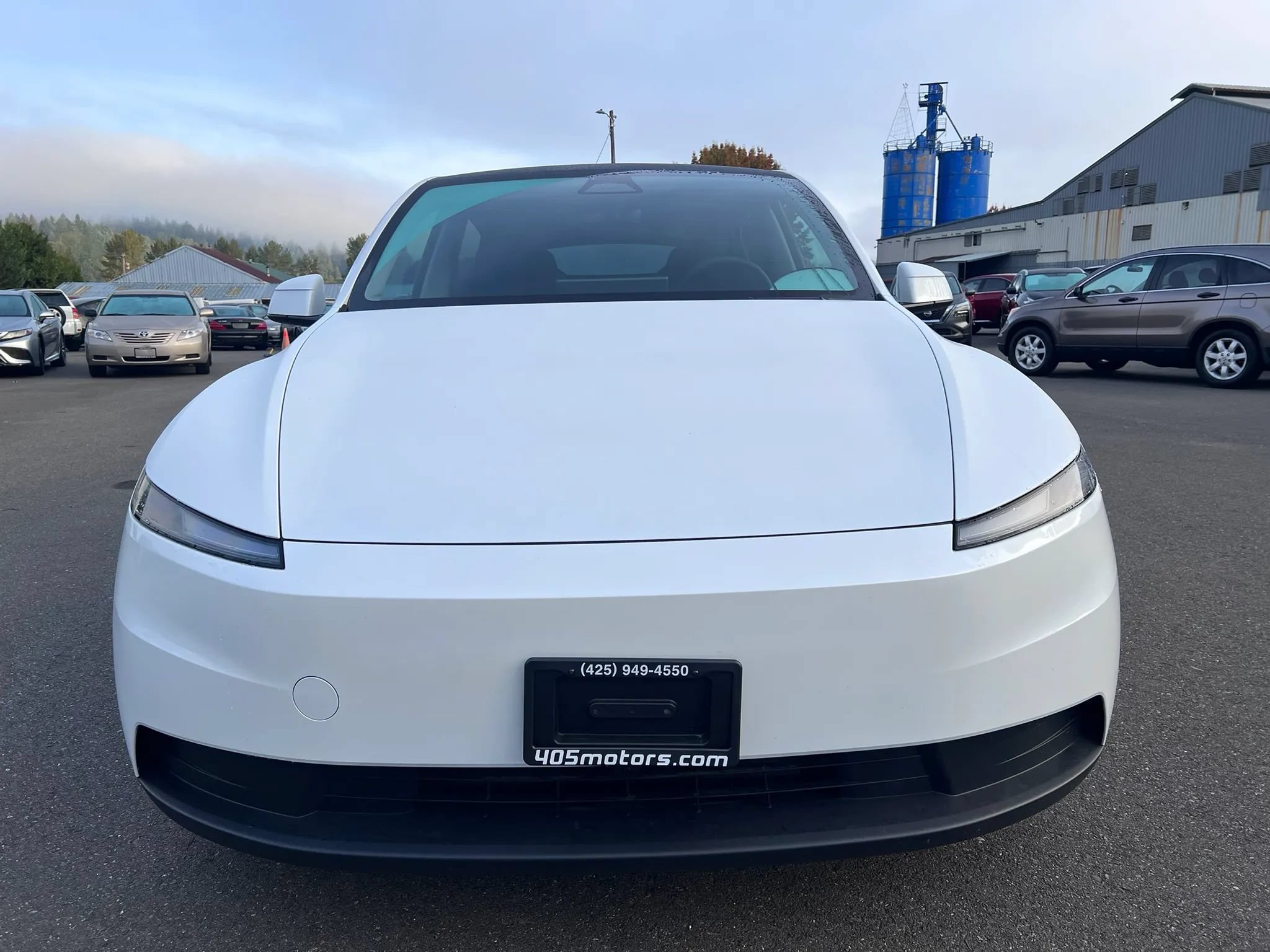 Used 2026 Tesla Model Y AWD image 2