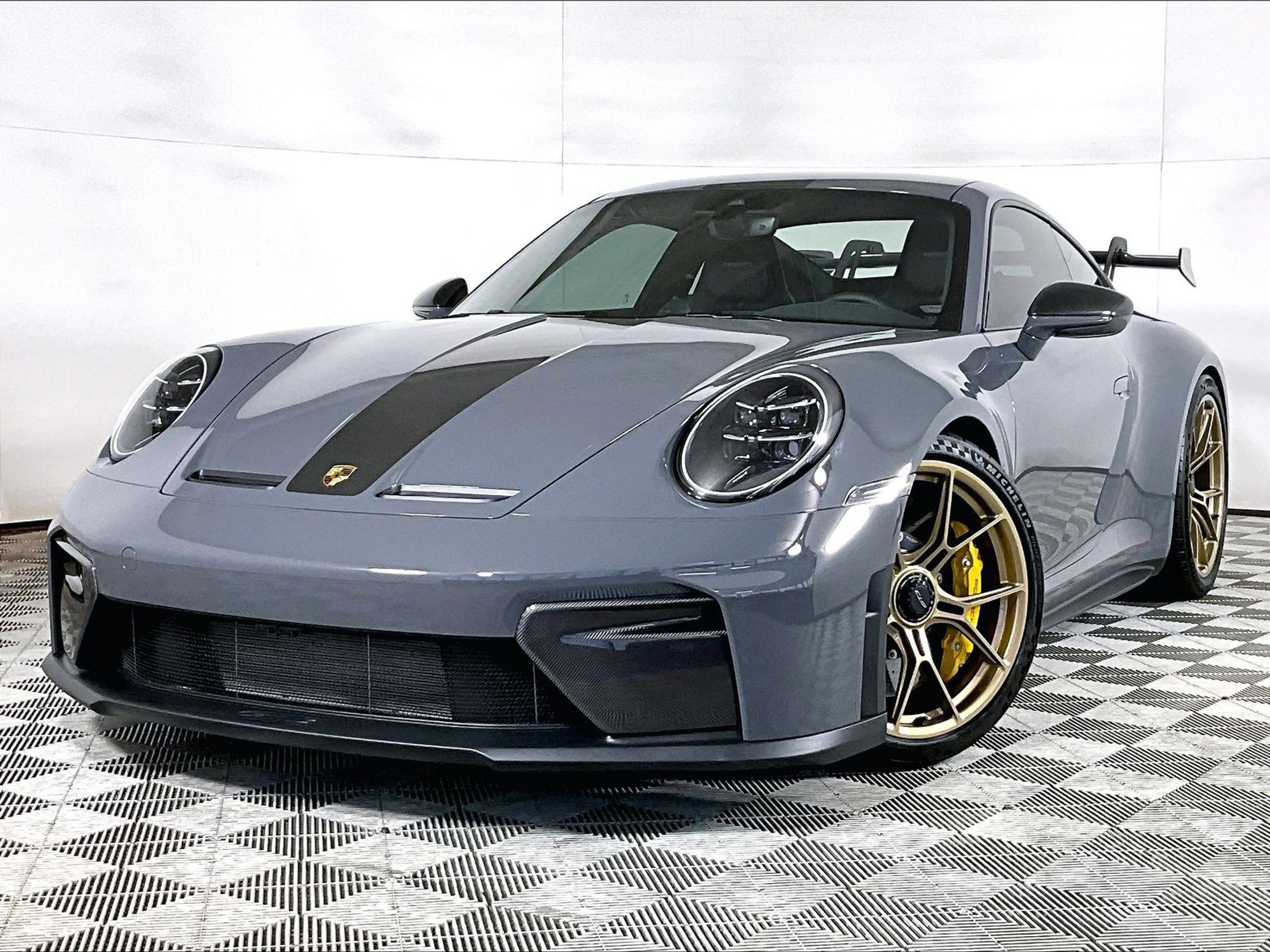 Used 2026 Porsche 911 GT3 RWD image 1