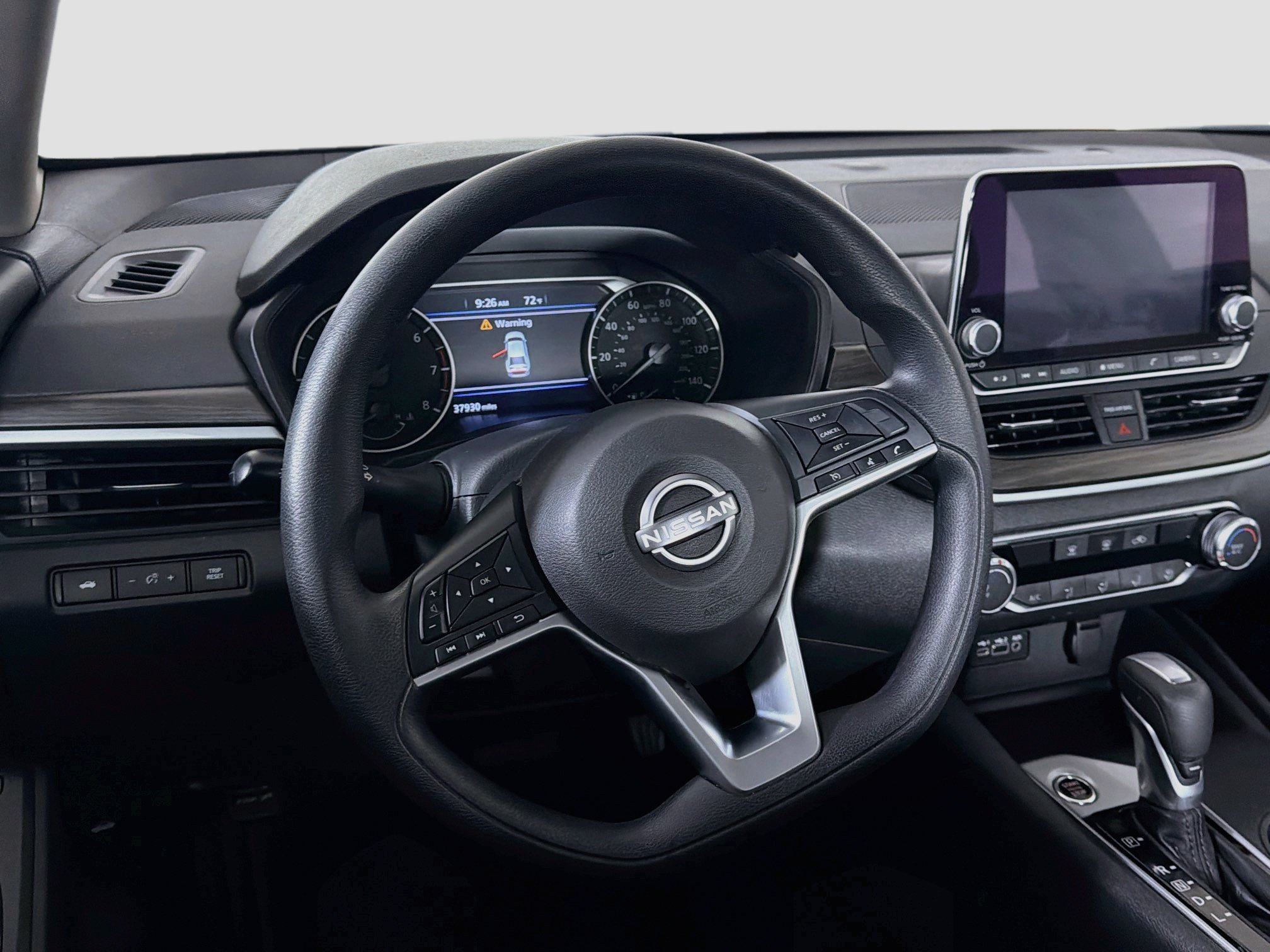 Used 2025 Nissan Altima 2.5 SV FWD image 18