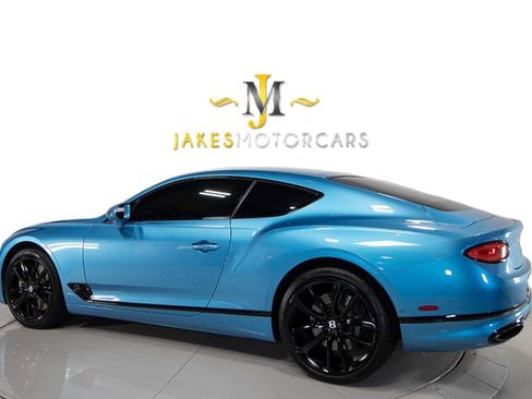 Used 2020 Bentley Continental GT image 6