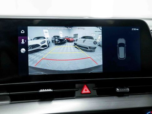 Used 2025 Kia Sportage EX w/ Premium Package image 62