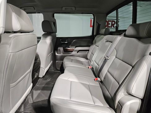 Used 2018 GMC Sierra 1500 SLT image 37