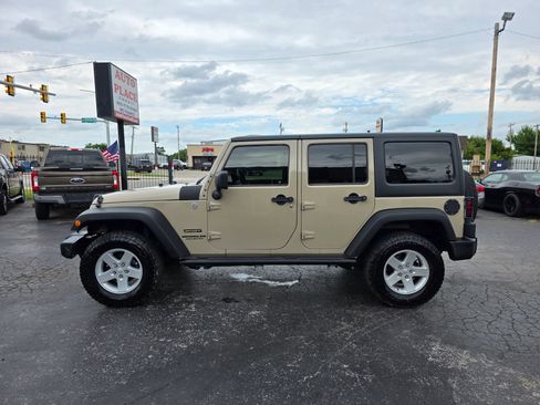 Used 2016 Jeep Wrangler Unlimited Sport w/ Quick Order Package 24S AWD/4WD image 21