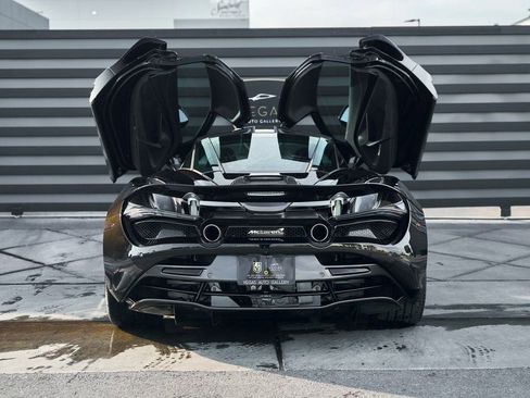 Used 2021 McLaren 720S image 27