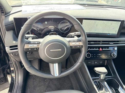 New 2025 Hyundai Santa Cruz Limited image 9