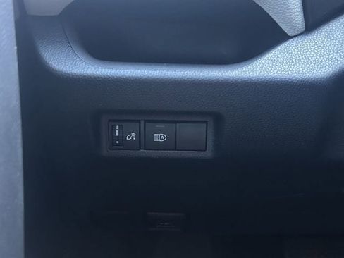 Used 2023 Toyota RAV4 XLE image 23