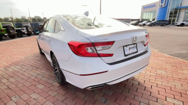 Used 2020 Honda Accord Touring image 8