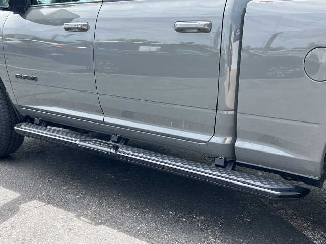 New 2026 RAM 2500 Laramie AWD/4WD image 9