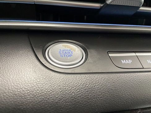 Used 2024 Hyundai Elantra Limited FWD image 28
