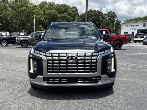 Used 2023 Hyundai Palisade Calligraphy AWD/4WD image 2