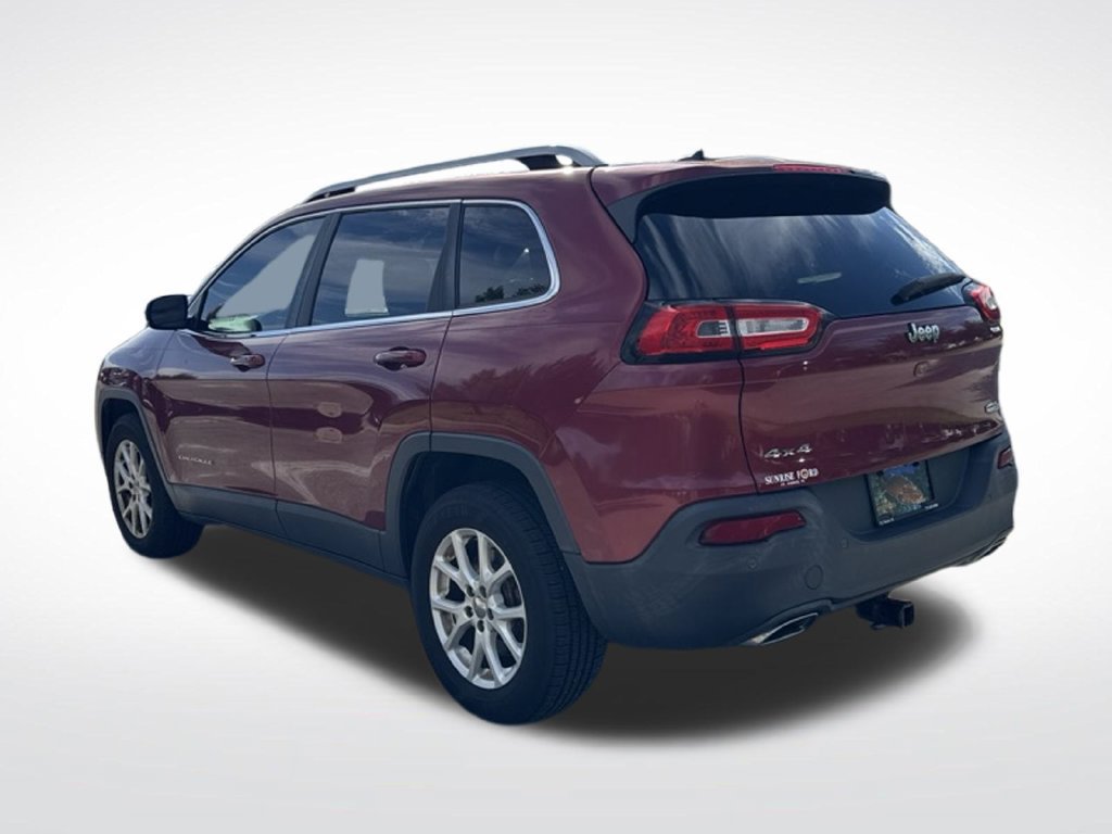 Used 2015 Jeep Cherokee Latitude w/ Comfort/Convenience Group AWD/4WD image 6