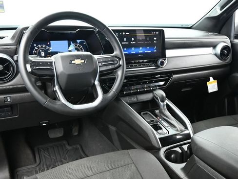 Used 2024 Chevrolet Colorado LT w/ LT Convenience Package image 24