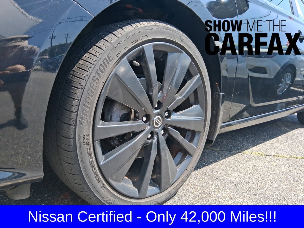 Certified 2022 Nissan Altima 2.5 SR w/ Midnight Edition Package AWD/4WD image 4