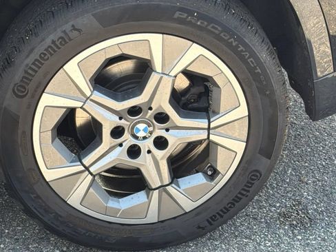 Used 2025 BMW X1 xDrive28i AWD/4WD image 11