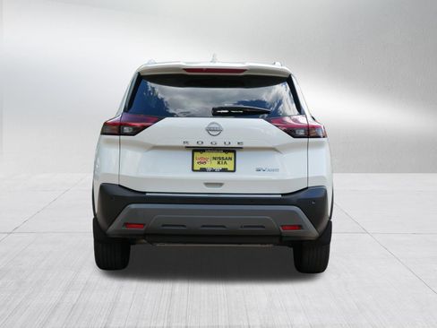 Certified 2023 Nissan Rogue SV w/ SV Premium B Package AWD/4WD image 6