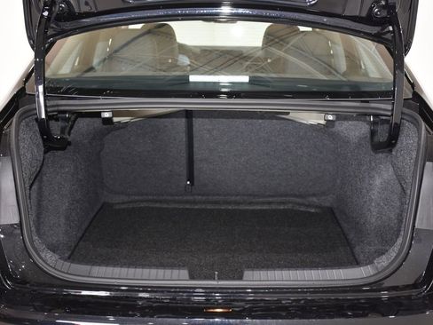 New 2025 Volkswagen Jetta SE image 29