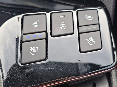 Used 2023 Kia Sportage SX image 6