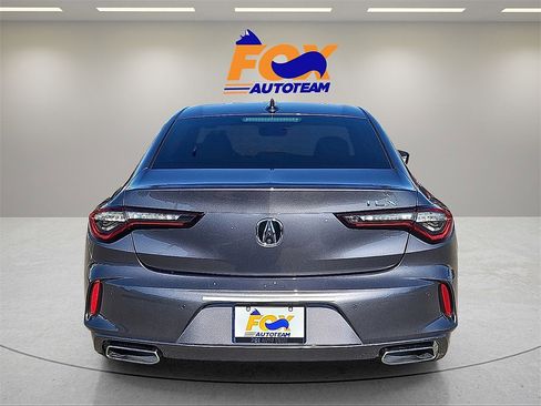 Used 2021 Acura TLX w/ Technology Package image 9