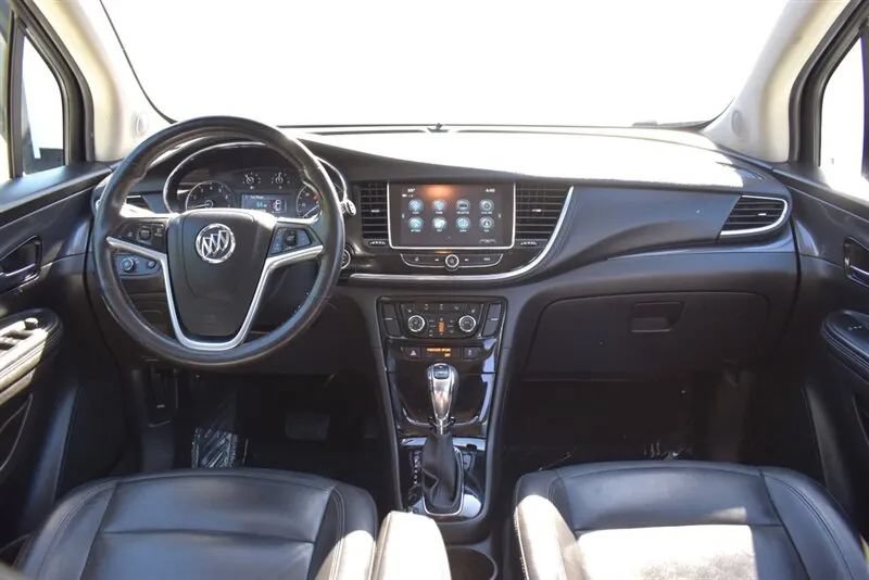 Used 2020 Buick Encore Essence FWD image 13