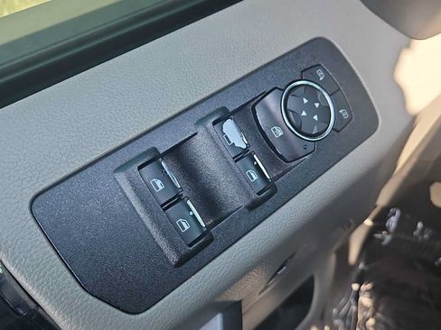 Used 2019 Ford F150 XLT w/ Equipment Group 301A Mid AWD/4WD image 15