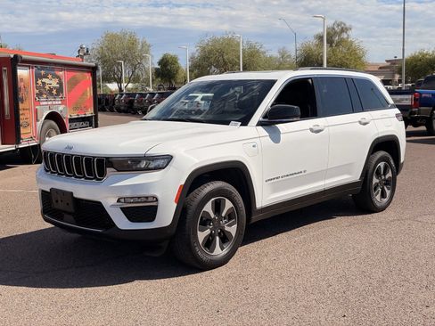 Used 2024 Jeep Grand Cherokee Limited 4xe AWD/4WD image 31