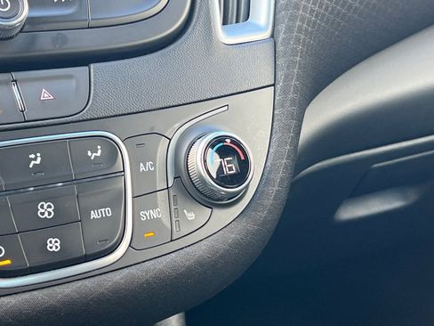 Certified 2024 Chevrolet Malibu LT image 30