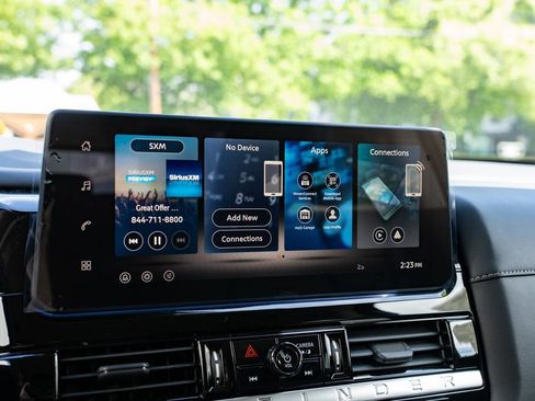 New 2026 Nissan Pathfinder SL AWD/4WD image 17