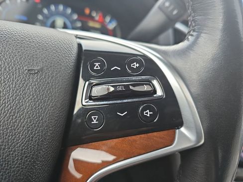 Used 2018 Cadillac Escalade ESV Premium Luxury image 20