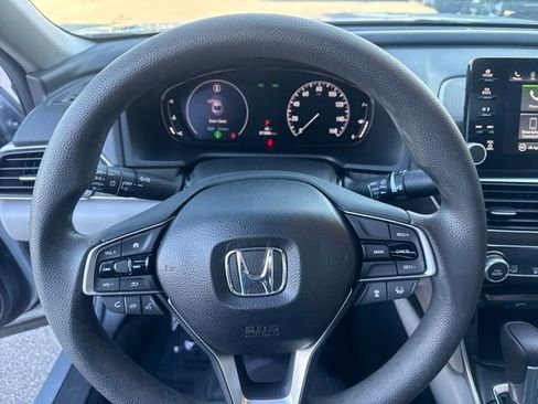 Used 2019 Honda Accord EX image 11