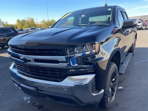 Used 2019 Chevrolet Silverado 1500 LT w/ All-Star Edition image 3