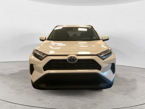 Used 2024 Toyota RAV4 XLE image 8