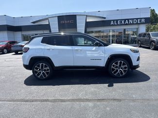 Used 2025 Jeep Compass Limited w/ Elite Group AWD/4WD video 2