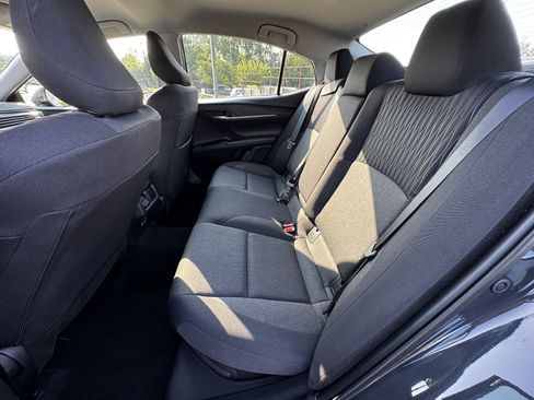 Used 2025 Toyota Camry LE FWD image 9