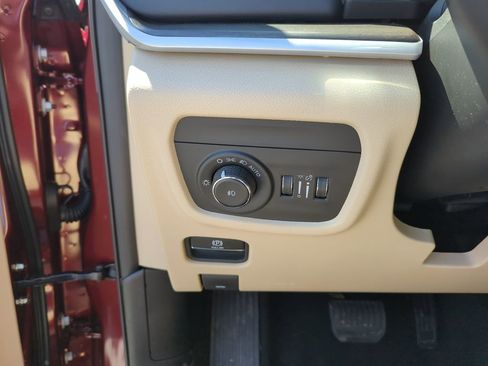 New 2026 Jeep Grand Cherokee Limited w/ Limited Altitude Package AWD/4WD image 20