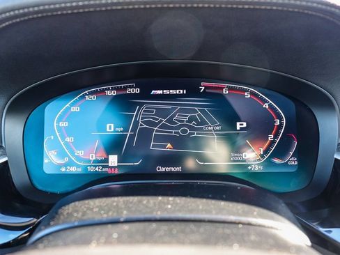 Used 2023 BMW M550i xDrive AWD/4WD image 28