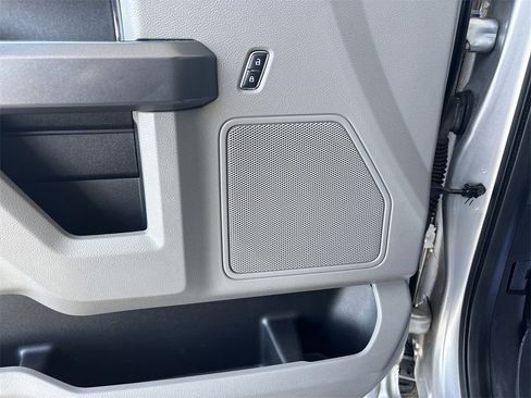 Used 2017 Ford F250 XLT w/ XLT Value Package image 23