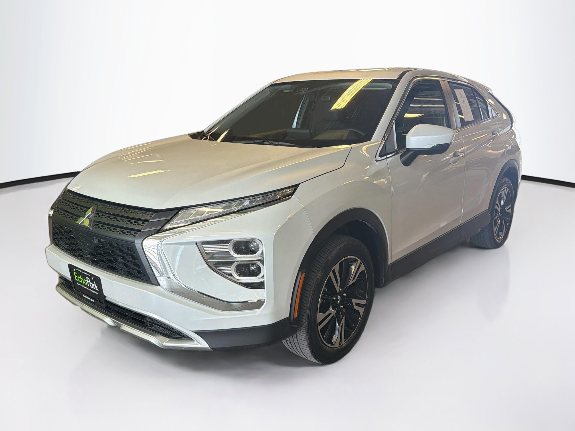 Used 2025 Mitsubishi Eclipse Cross SE AWD/4WD image 3