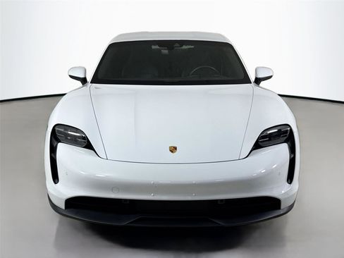 Used 2023 Porsche Taycan 4S image 11