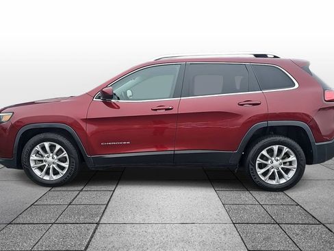 Used 2019 Jeep Cherokee Latitude w/ Cold Weather Group image 8