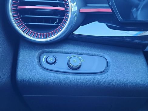 New 2026 Chevrolet Trax RS image 21